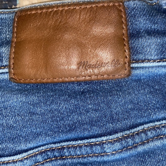 Madewell 10" High-Rise Skinny Jeans in Wendover Wash: TENCEL™ Denim - Picture 14 of 14